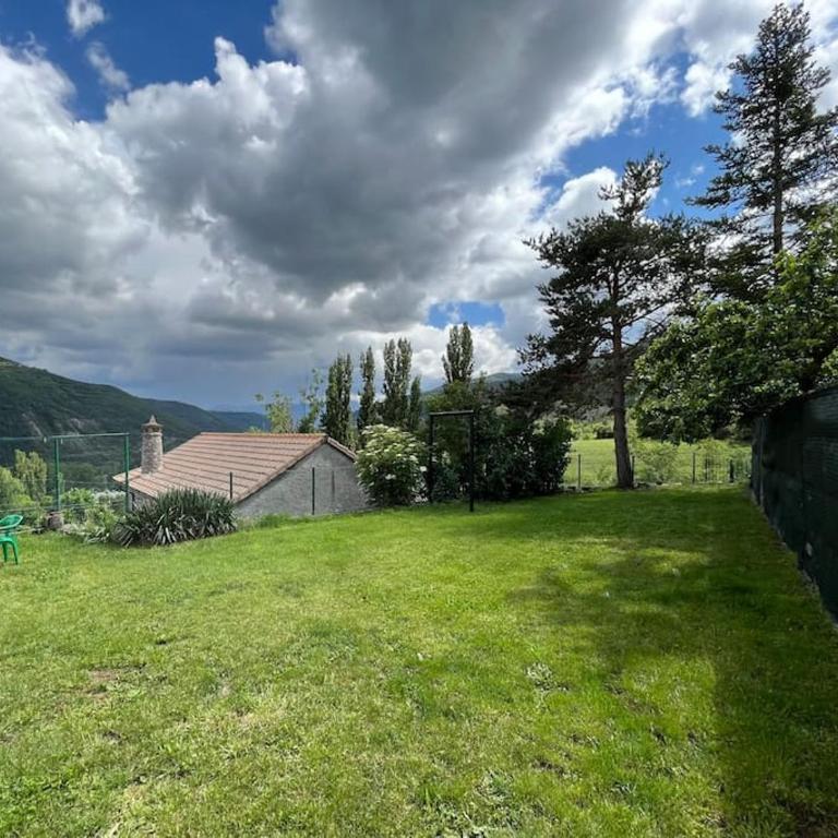 Casa Luis - APARTAMENTO con JARDÍN PRIVADO en los PIRINEOS - Apartment mit 3 Schlafzimmern - 28