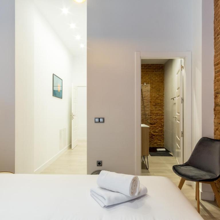 2 Bedrooms 2 Bathrooms - Modern and Cozy- Imperial - Apartment - 48