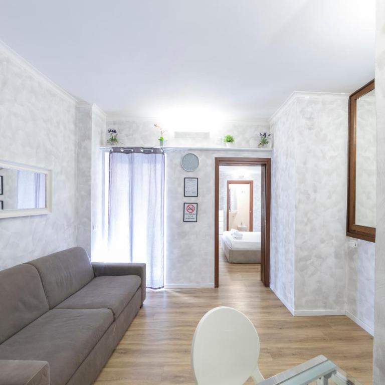Domus Augustea 2 - 900 m a piedi dal Colosseo - Metro a 100 m - Appartamento con 1 Camera da Letto - 1