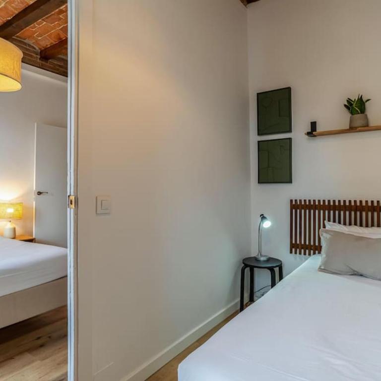 Canela Homes BARCELONA CÒRSEGA - Three-Bedroom Apartment - 11