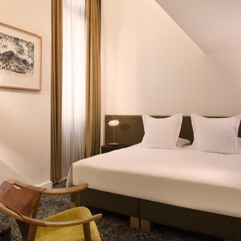 Hotel Marignan Champs-Elysées - Chambre Double Deluxe - 7