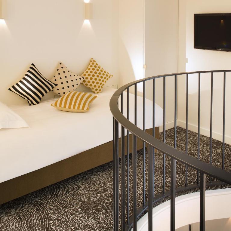 Hotel Marignan Champs-Elysées - Chambre Familiale - 3