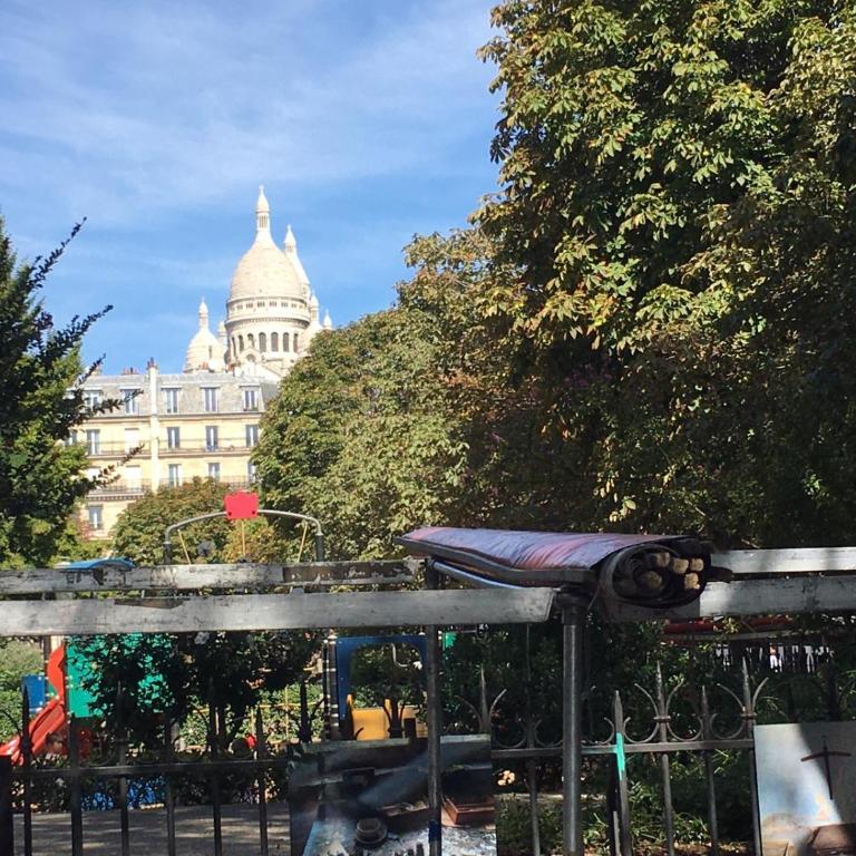 Montmartre Rochechouart - 1 Bed Apt Sleeps 2 - Appartement - 3