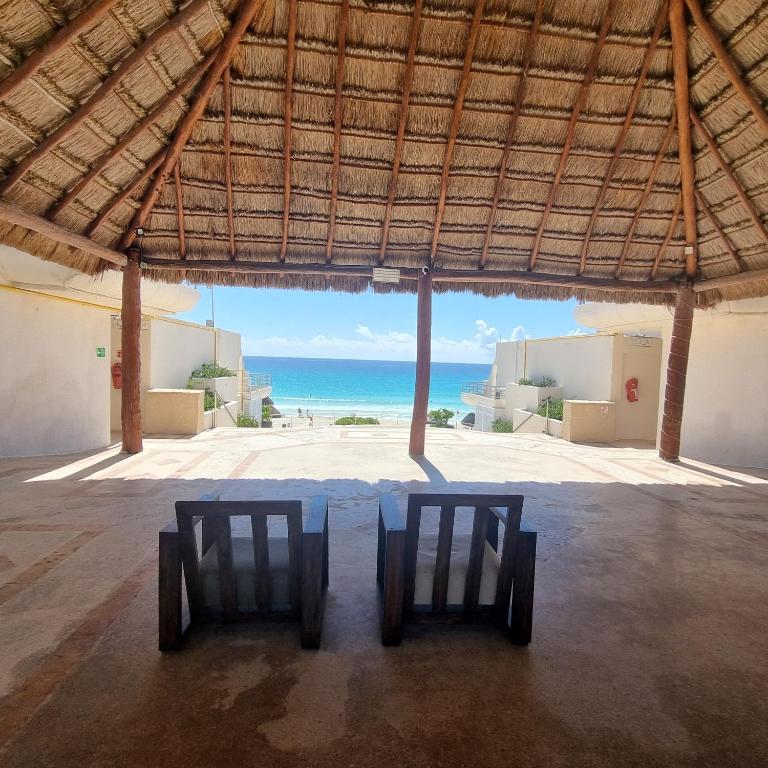 Ocean front Villa Marlin, best location in hotel zone #109 - One-Bedroom Apartment - 43