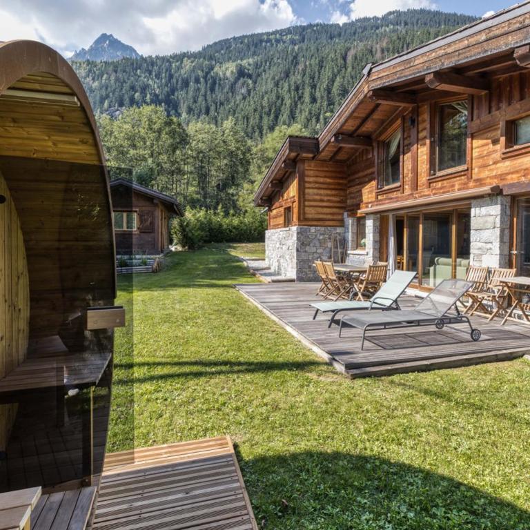 Chalet Entre Nous - Three-Bedroom Chalet - 9