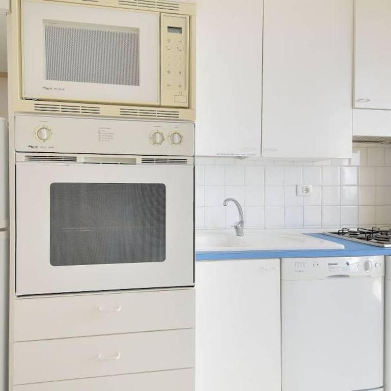 Dolce Acqua Flexyrent apartment Terrace & Parking - NO AC - Appartamento con 2 Camere da Letto - 13