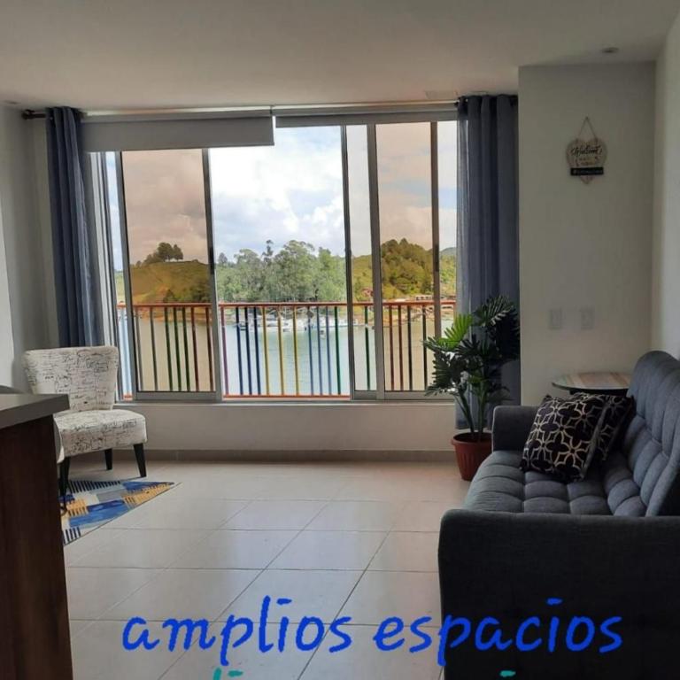 Apartamentos Avenida del malecón, frente al lago. Guatape - Apartamento Superior - 27