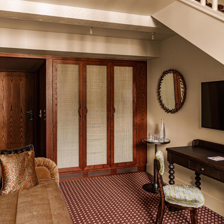 Château des Fleurs Hôtel & Spa Paris - Suite Junior en Duplex - 4