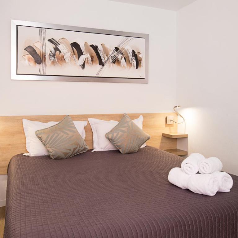 Hotel De L'Horloge - Studio Quadruple de Luxe - 6