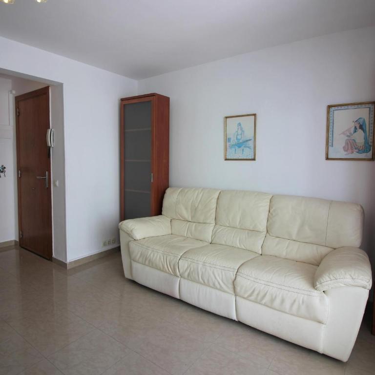 Apartamento con Vista al Mar y Piscina Comunitaria - ES-228-152 - Apartment - 3