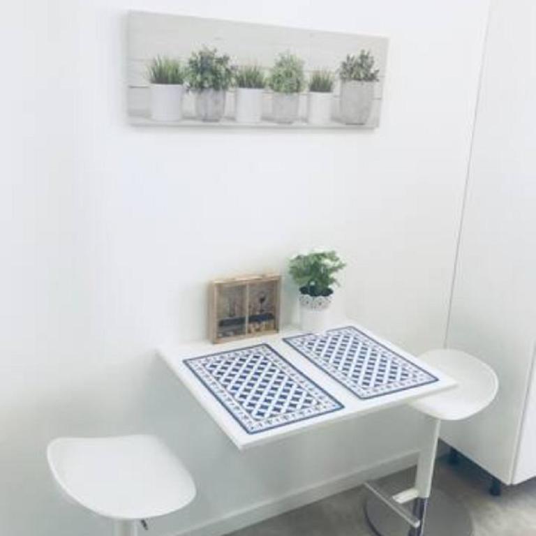 Modern Renovated 2 Bdrm - Las Canteras - Apartamento de 2 dormitorios - 3
