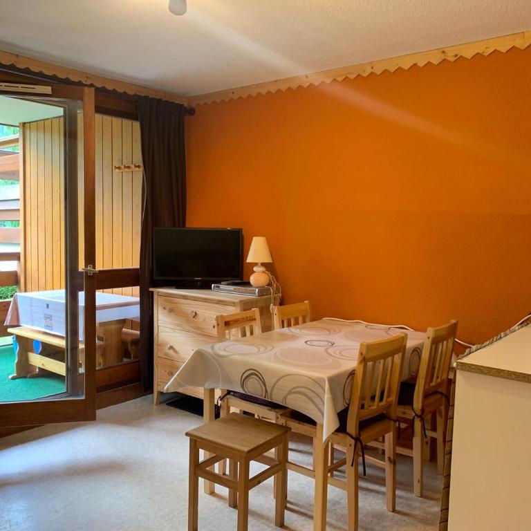 Studio cabine lumineux avec balcon, proche navette à Morzine - FR-1-679-6 - Monolocale - 5