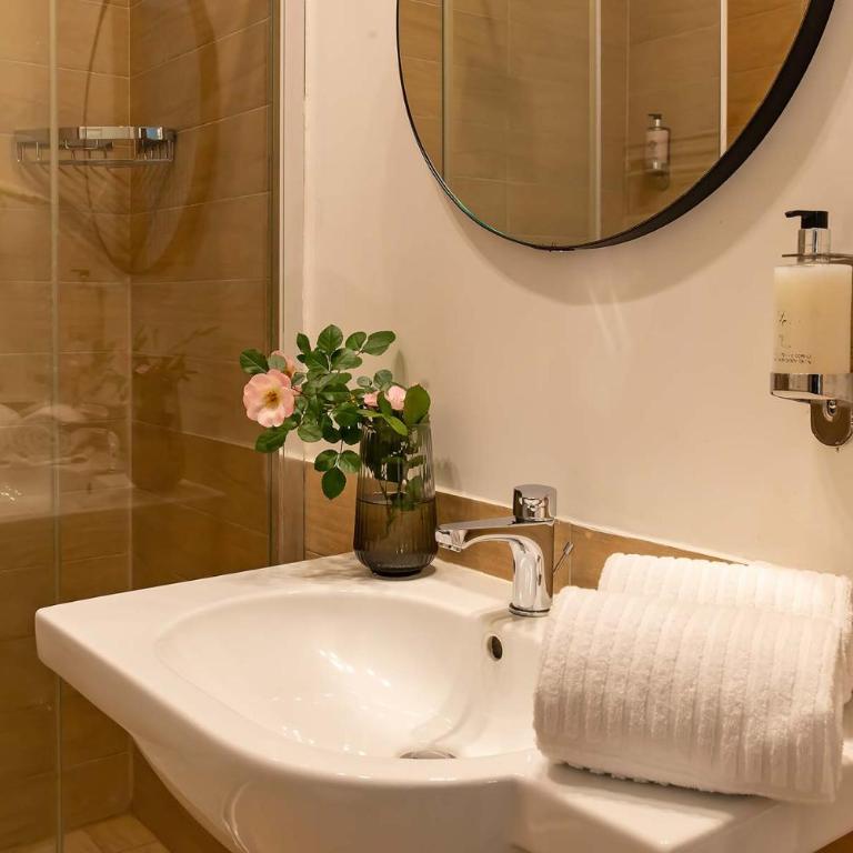 94Rooms Vatican Guest House - Vigliena - Camera Matrimoniale/Doppia con Letti Singoli - 12