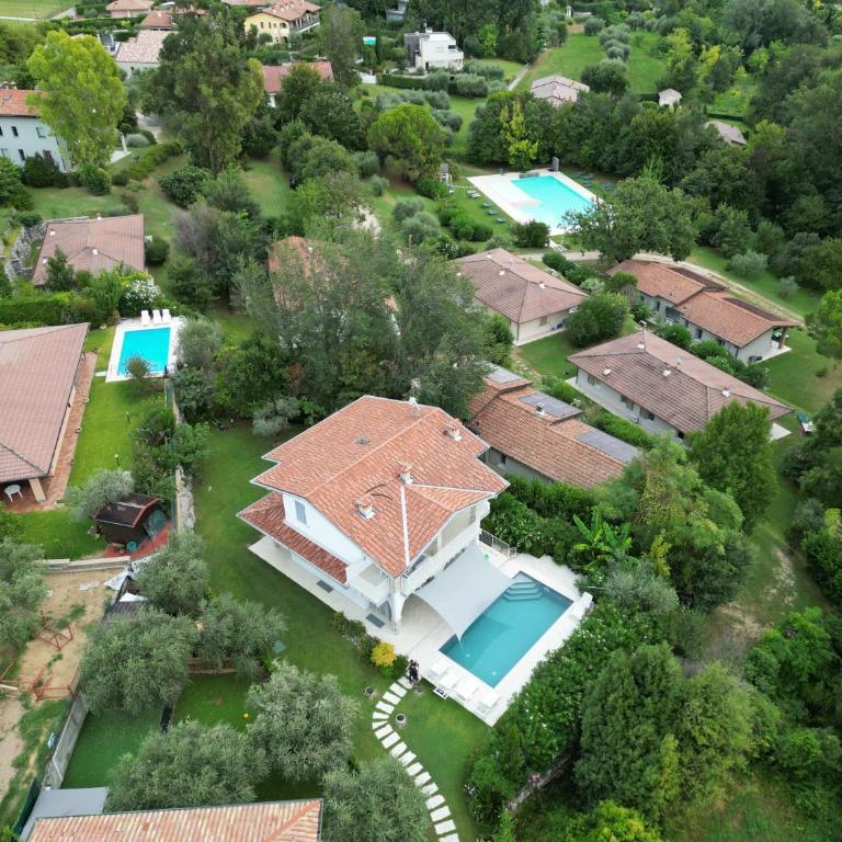 Villa Bocciolo, piscina, giardino, vasca idromassaggio - Villa Deluxe - 15