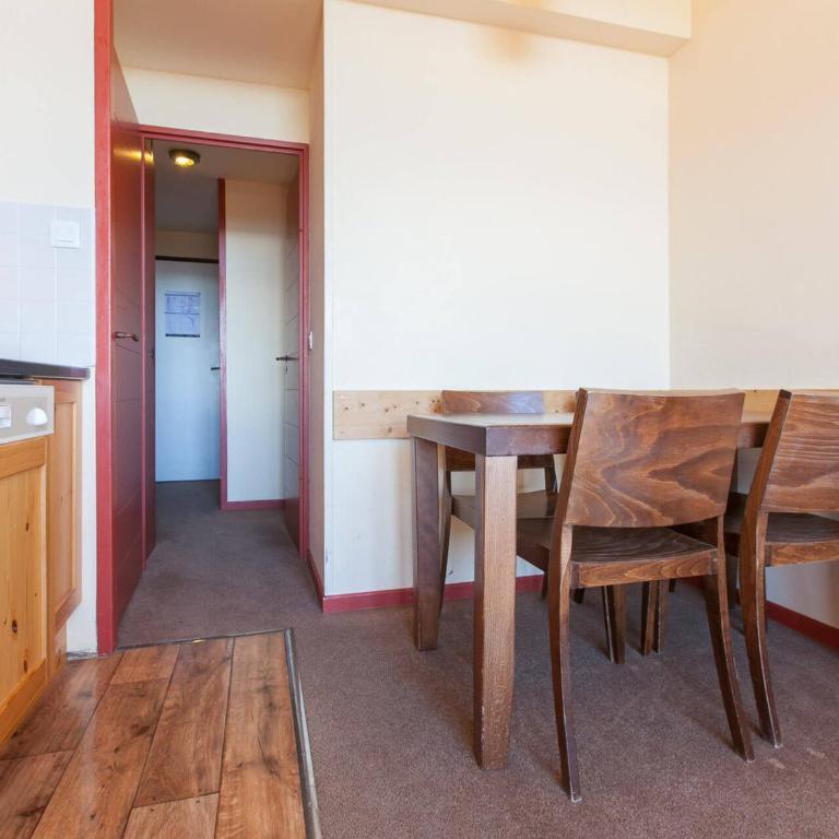 Studio cabine 4 pers. Avoriaz, proche pistes, balcon, TV, WIFI - Monolocale - 10