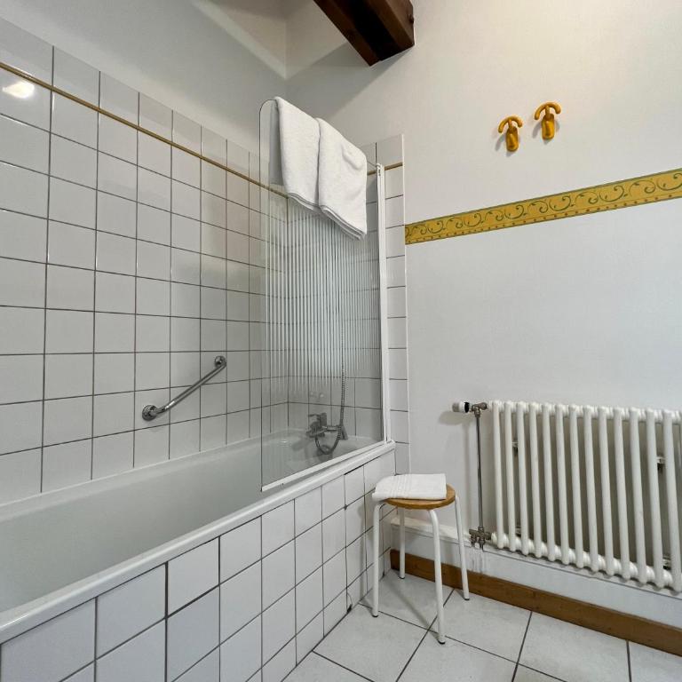 Logis Hôtel les Chatelminés - Chambre Deluxe - 3