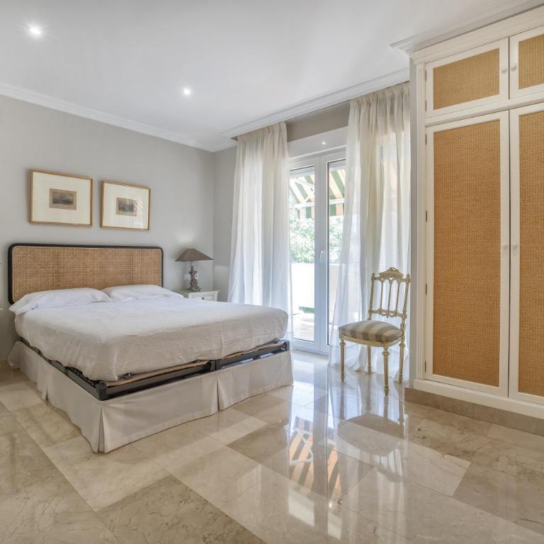 Apartamento Los Tilos & Parking & Piscina - Deluxe Apartment - 1