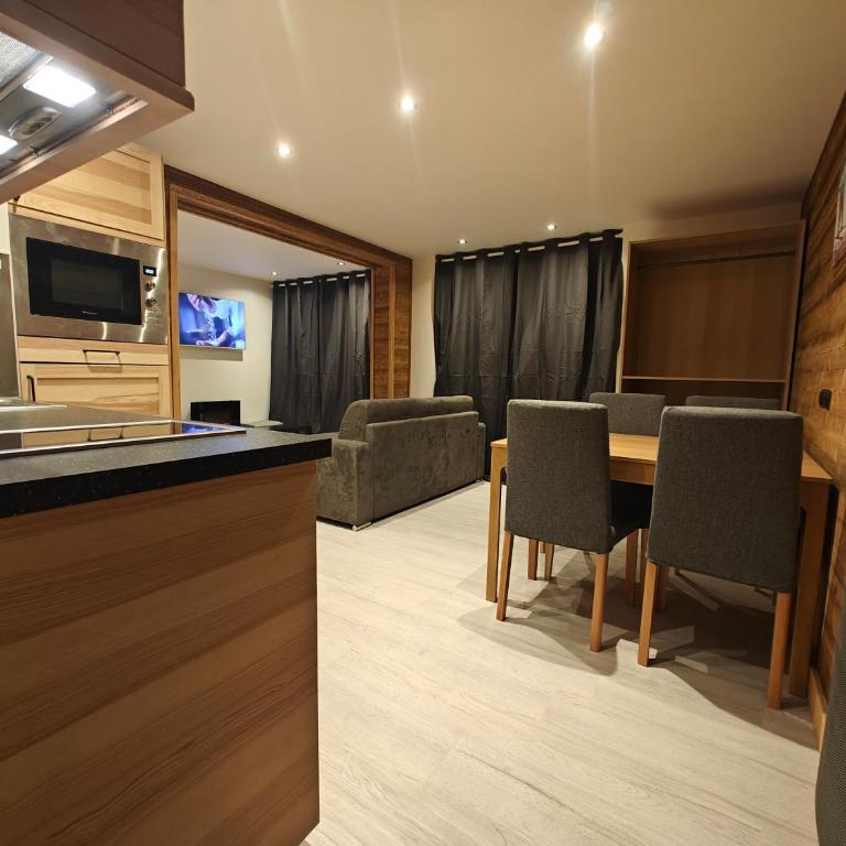 Chez Carole et Arnaud - Appartement - 4