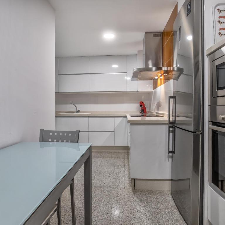 Apartamento Los Tilos & Parking & Piscina - Deluxe Apartment - 28