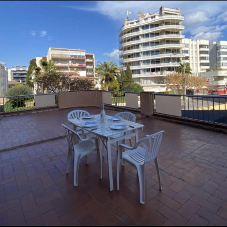 Apartment with large terrace, in Santa Margarita - Two-Bedroom Apartment - 1
