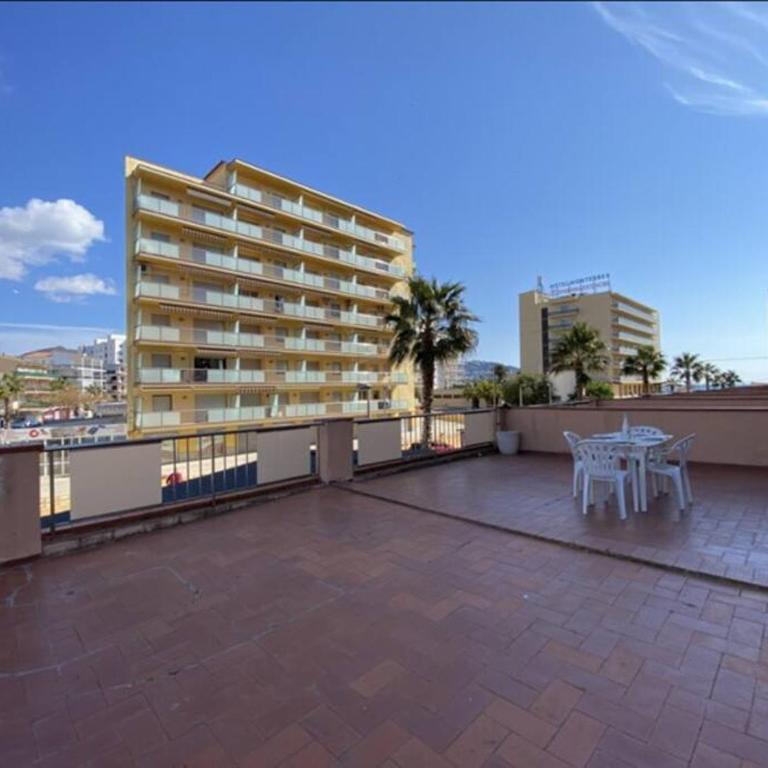 Apartment with large terrace, in Santa Margarita - Two-Bedroom Apartment - 5