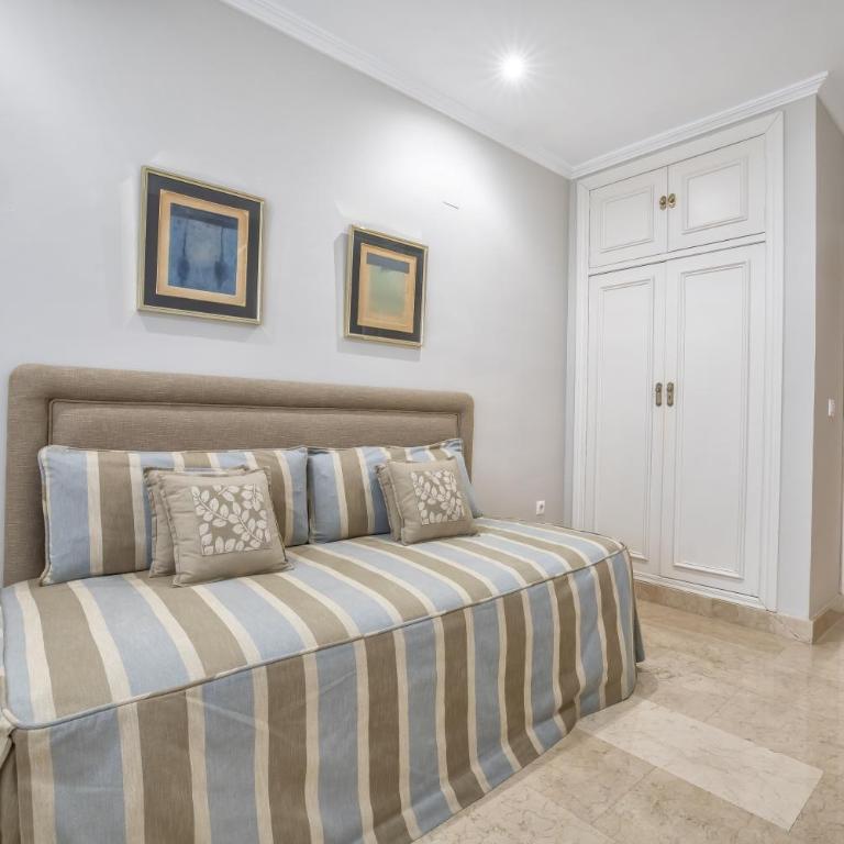 Apartamento Los Tilos & Parking & Piscina - Deluxe Apartment - 14