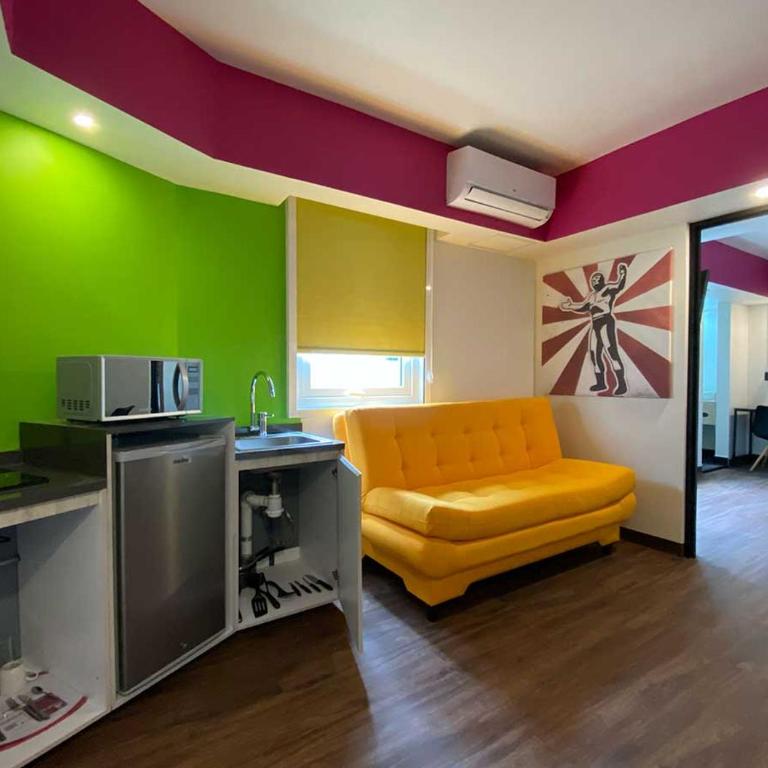 Hotel VIVE MX cuauhtémoc CDMX, Trademark by Wyndham - Superior King Suite with Sofa Bed - Non-Smoking - 10