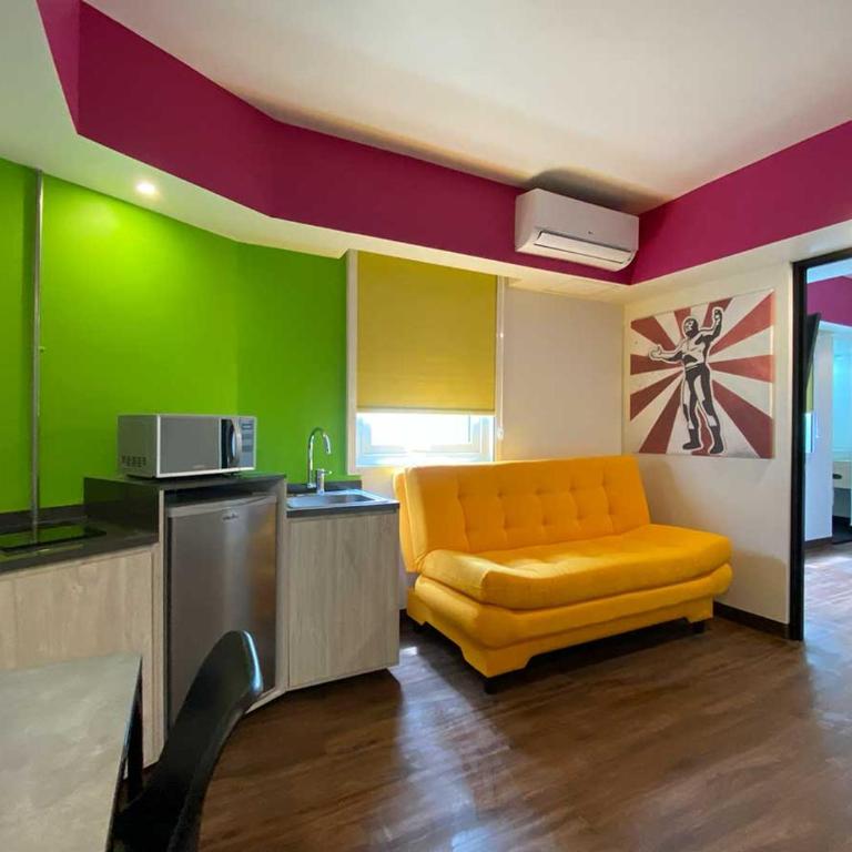 Hotel VIVE MX cuauhtémoc CDMX, Trademark by Wyndham - Superior King Suite with Sofa Bed - Non-Smoking - 11