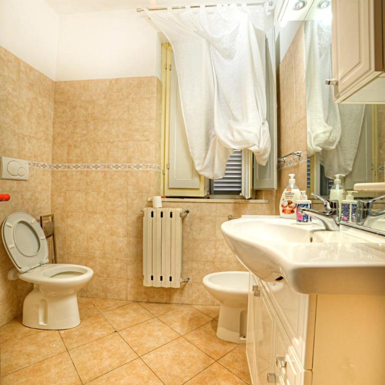Alfio's apartment in Siena - Two-Bedroom Apartment - 12