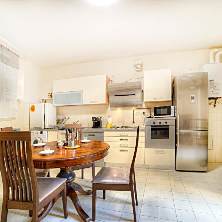 Alfio's apartment in Siena - Two-Bedroom Apartment - 8
