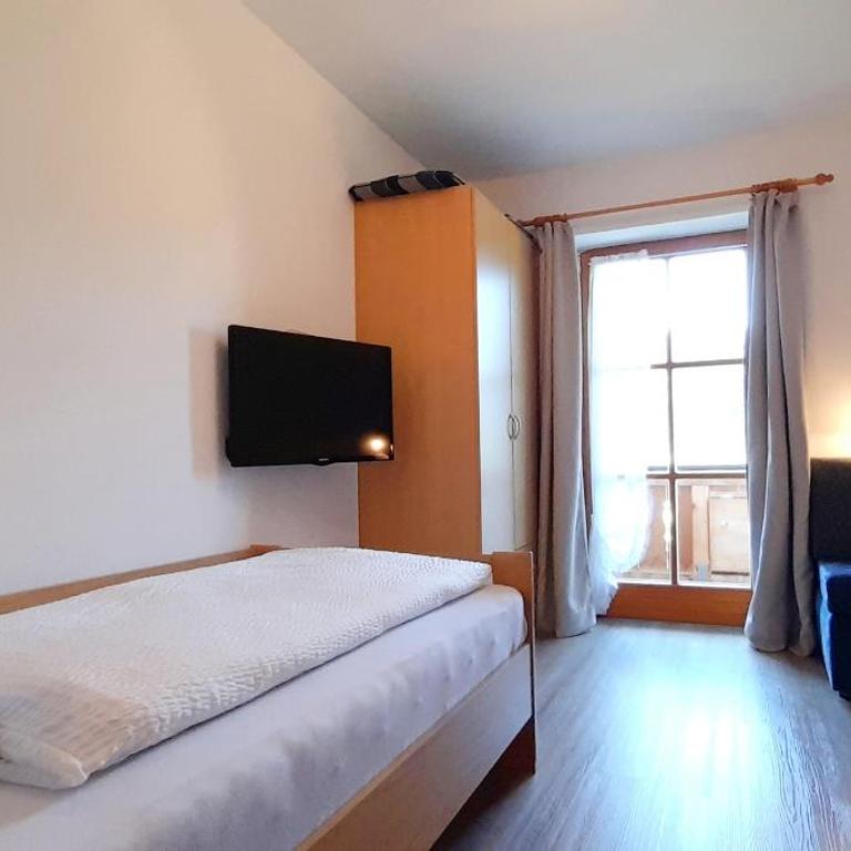 Knapphof - Doppelzimmer mit Bergblick - 4
