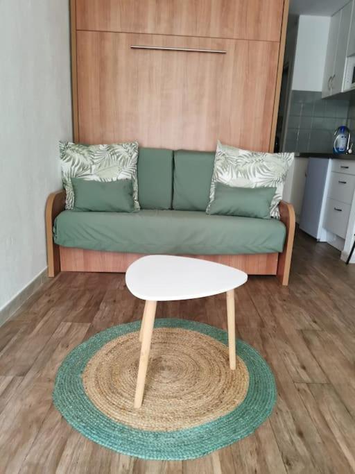 *Le Super Land* Parking Privé * Cadre verdoyant* - Appartement 1 Chambre - 9