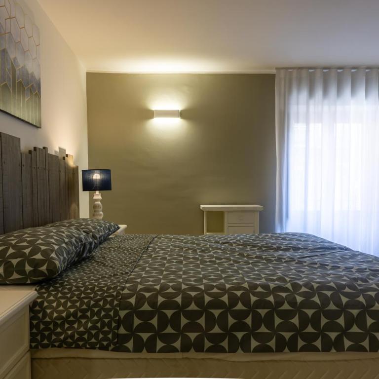 Mi Tú Apartments - Double or Twin Room with Extra Bed - 6