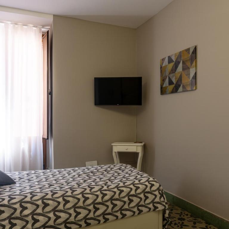 Mi Tú Apartments - Single Room with Private Bathroom - 7