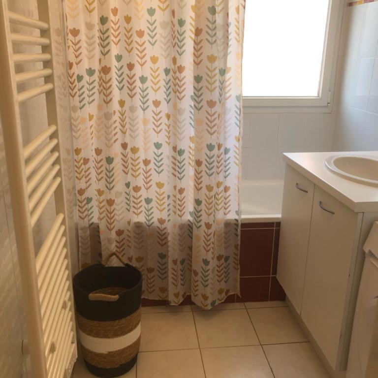 Superbe T2 à Balaruc les Bains - Apartment mit 1 Schlafzimmer - 4