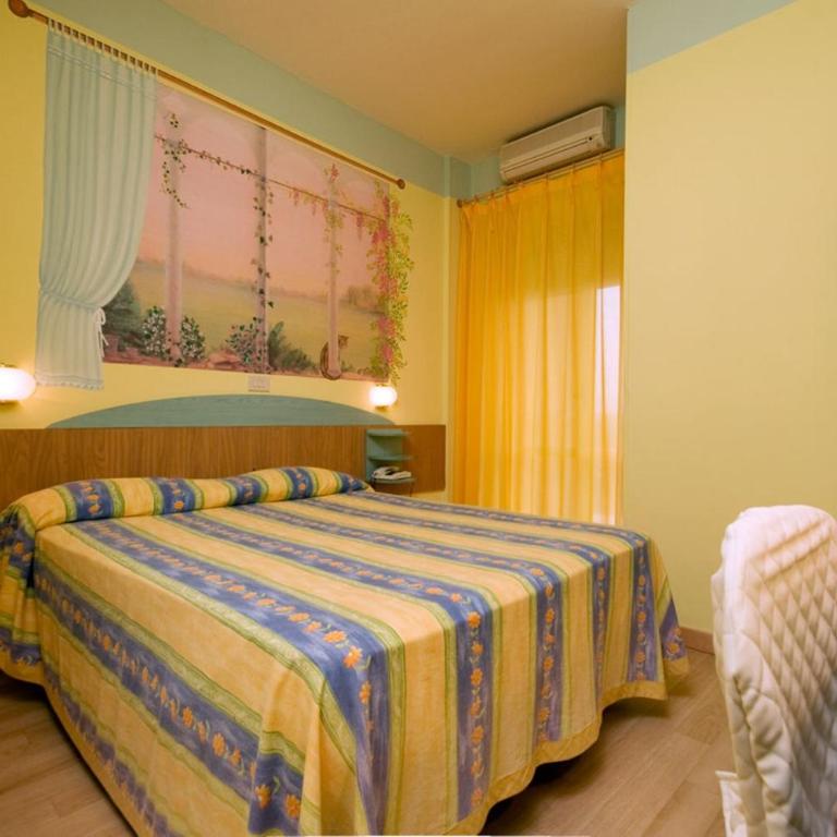 Hotel Mocambo piscina, spiaggia e biciclette - Camera Budget Matrimoniale/Doppia con Letti Singoli - 2