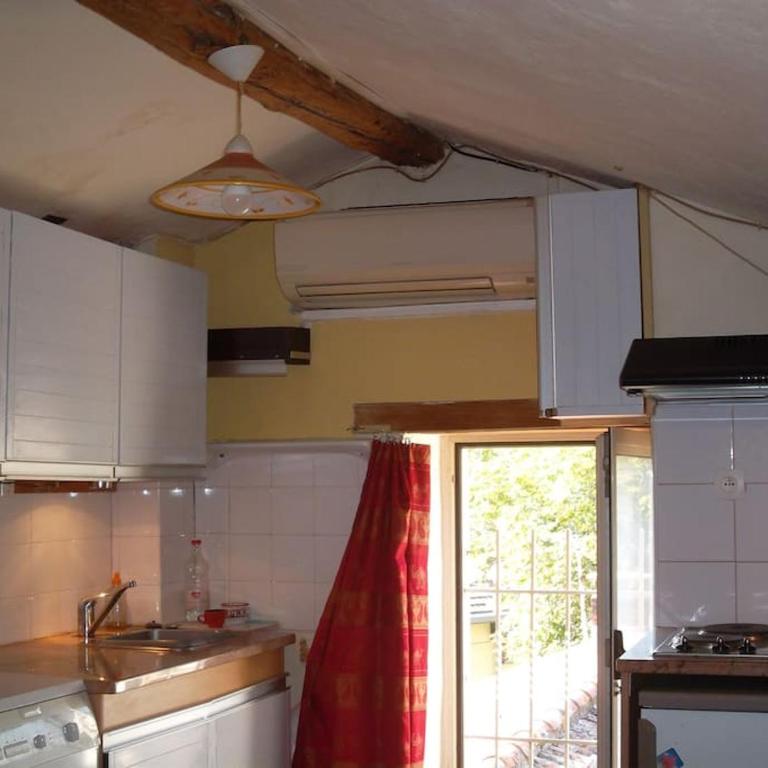 Studio climatisé 10 nuits min et obligation de lire RESTRICTIONS sous PHOTO SUR L'HOTE - Studio - 25