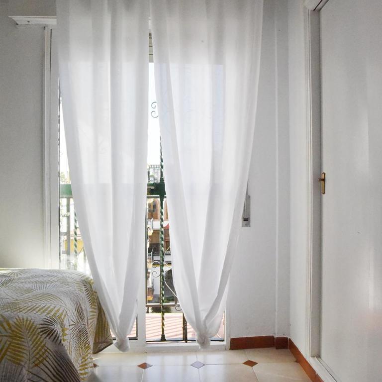 room Martinez - Habitación Doble Pequeña - 2 camas - 11