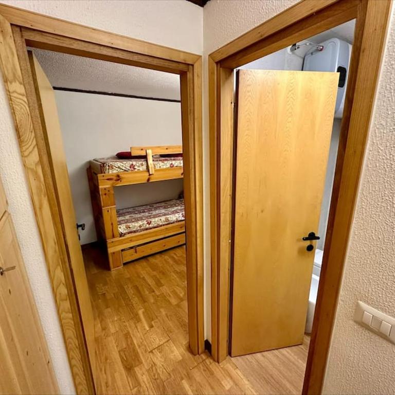 Trilocale Maso - Serafini - Appartamento con 2 Camere da Letto - 12