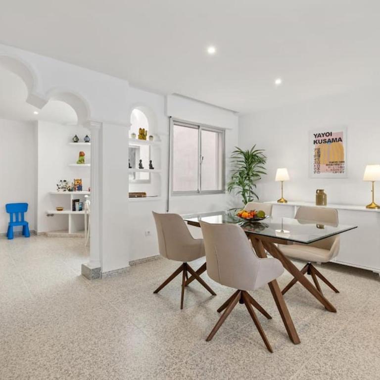 Fuengirola plein centre, 100 m de la plage ! - Two-Bedroom Apartment - 8