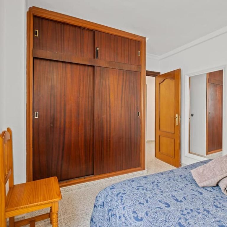 Fuengirola plein centre, 100 m de la plage ! - Two-Bedroom Apartment - 13