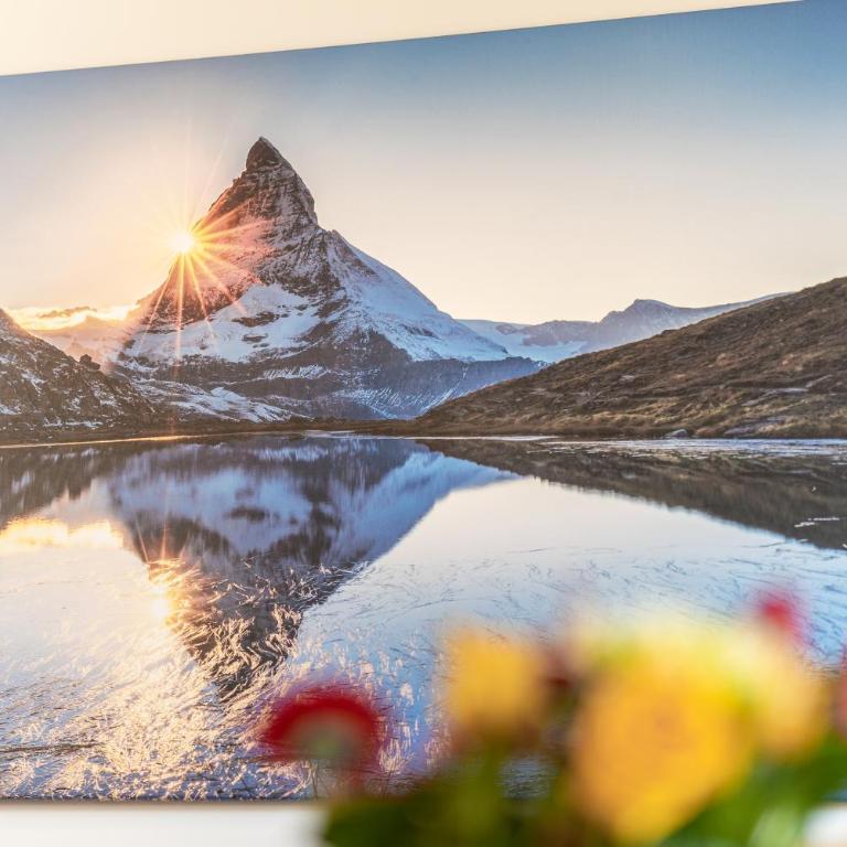 Haus Beta by Zermatt Premium Apartments - Two-Bedroom Attic Apartment with Matterhorn View - 33