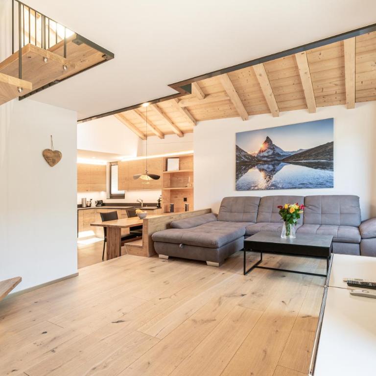 Haus Beta by Zermatt Premium Apartments - Two-Bedroom Attic Apartment with Matterhorn View - 39
