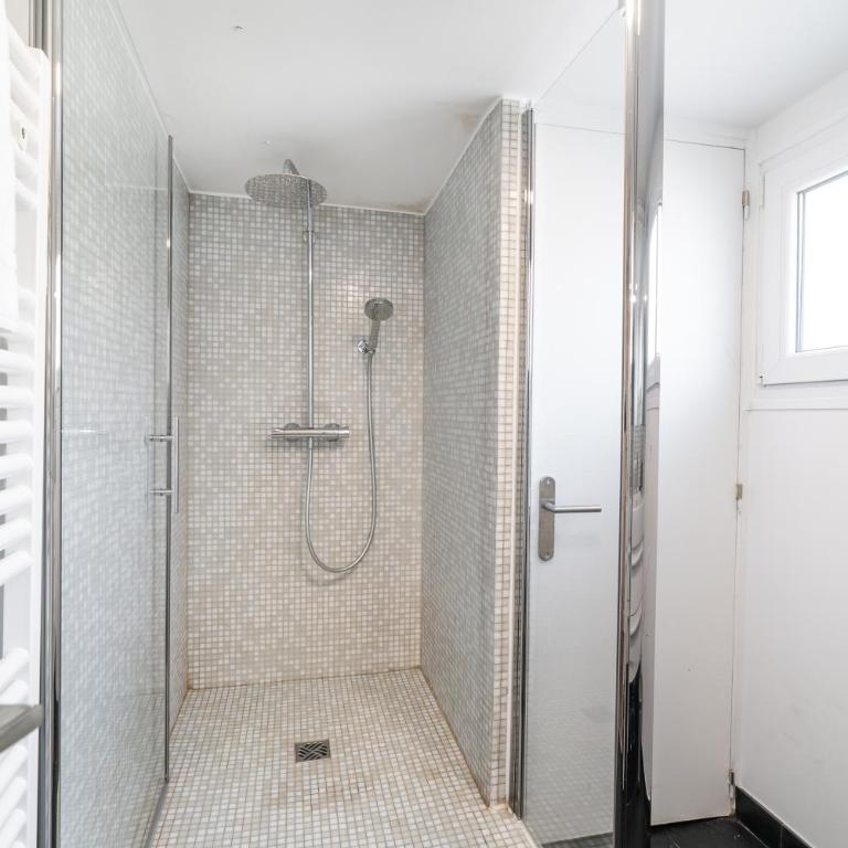 Haus Kirchplatz 4 by Zermatt Premium Apartments - Two-Bedroom Apartment with Matterhorn View (top floor) - 30