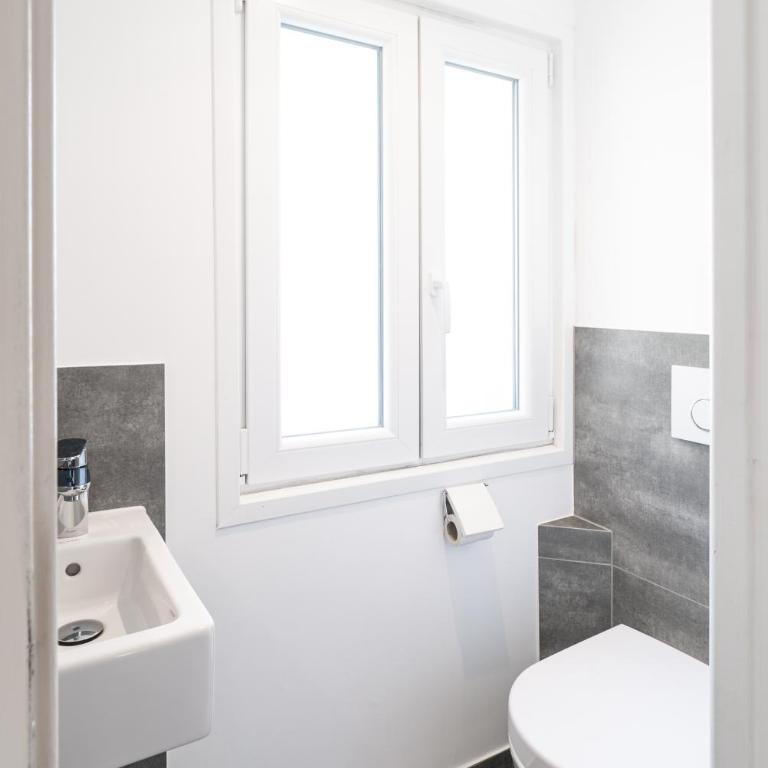 Haus Kirchplatz 4 by Zermatt Premium Apartments - Two-Bedroom Apartment with Matterhorn View (top floor) - 33