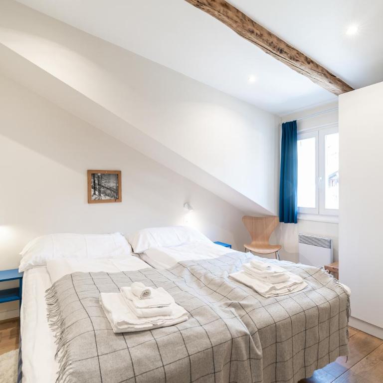 Haus Kirchplatz 4 by Zermatt Premium Apartments - Two-Bedroom Apartment with Matterhorn View (top floor) - 45