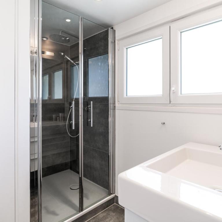 Haus Kirchplatz 4 by Zermatt Premium Apartments - Two-Bedroom Apartment with Matterhorn View (top floor) - 43