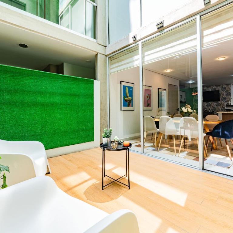 Trendy La Roma Condo with Parking & Patio - Apartamento con terraza - 28