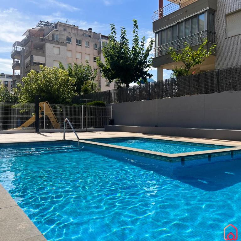 El Capricho - Three-Bedroom Apartment - 42