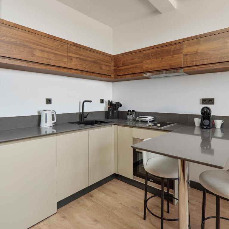 Bayview Hills Luxury Residences - Deluks Suite sa Pogledom na More - 23